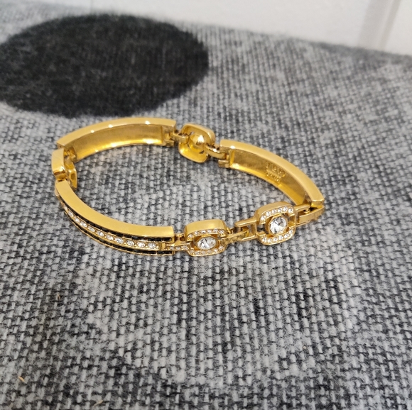 JBK Jackie Kennedy Camrose Kross Rhinestone Bracelet Gold Tone - Picture 2 of 9